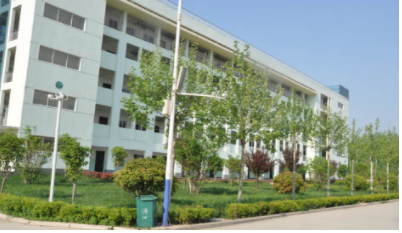 濮阳市第六技工学校