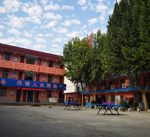渭南商贸技工学校
